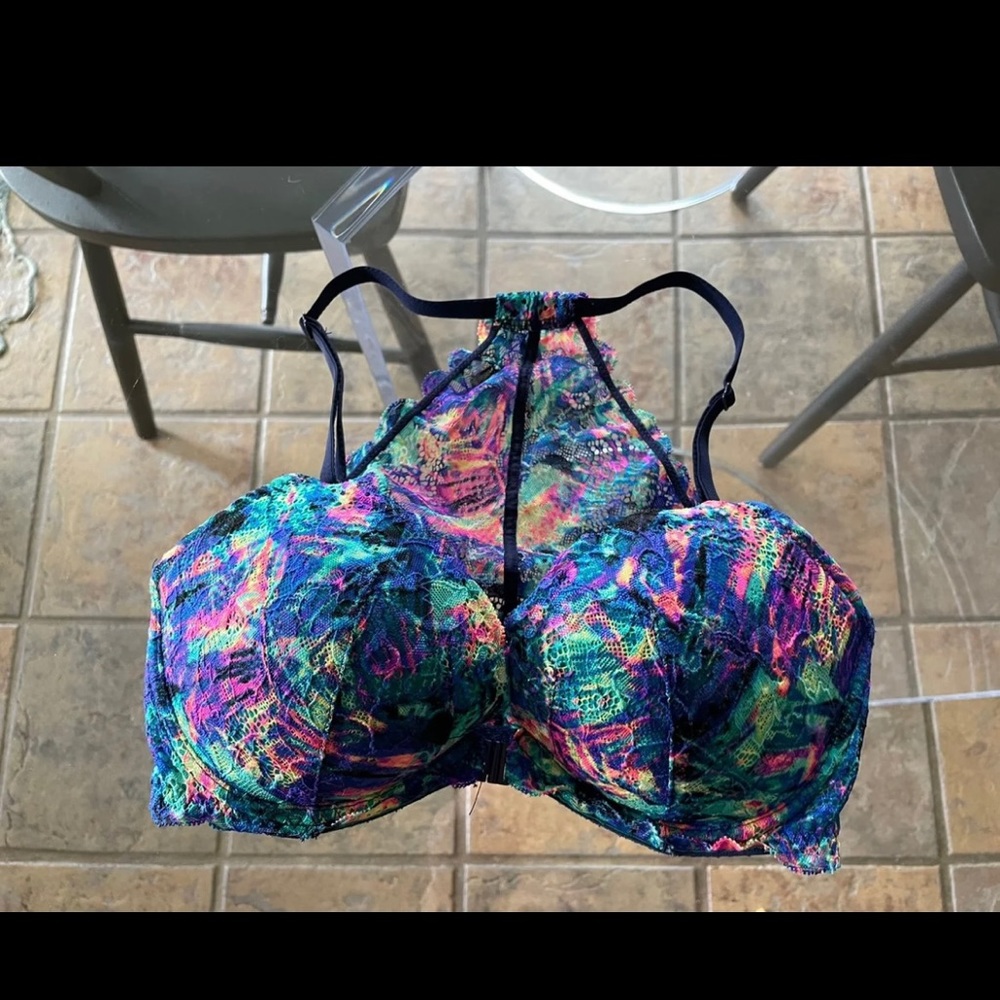 Victoria secret bra 32DD